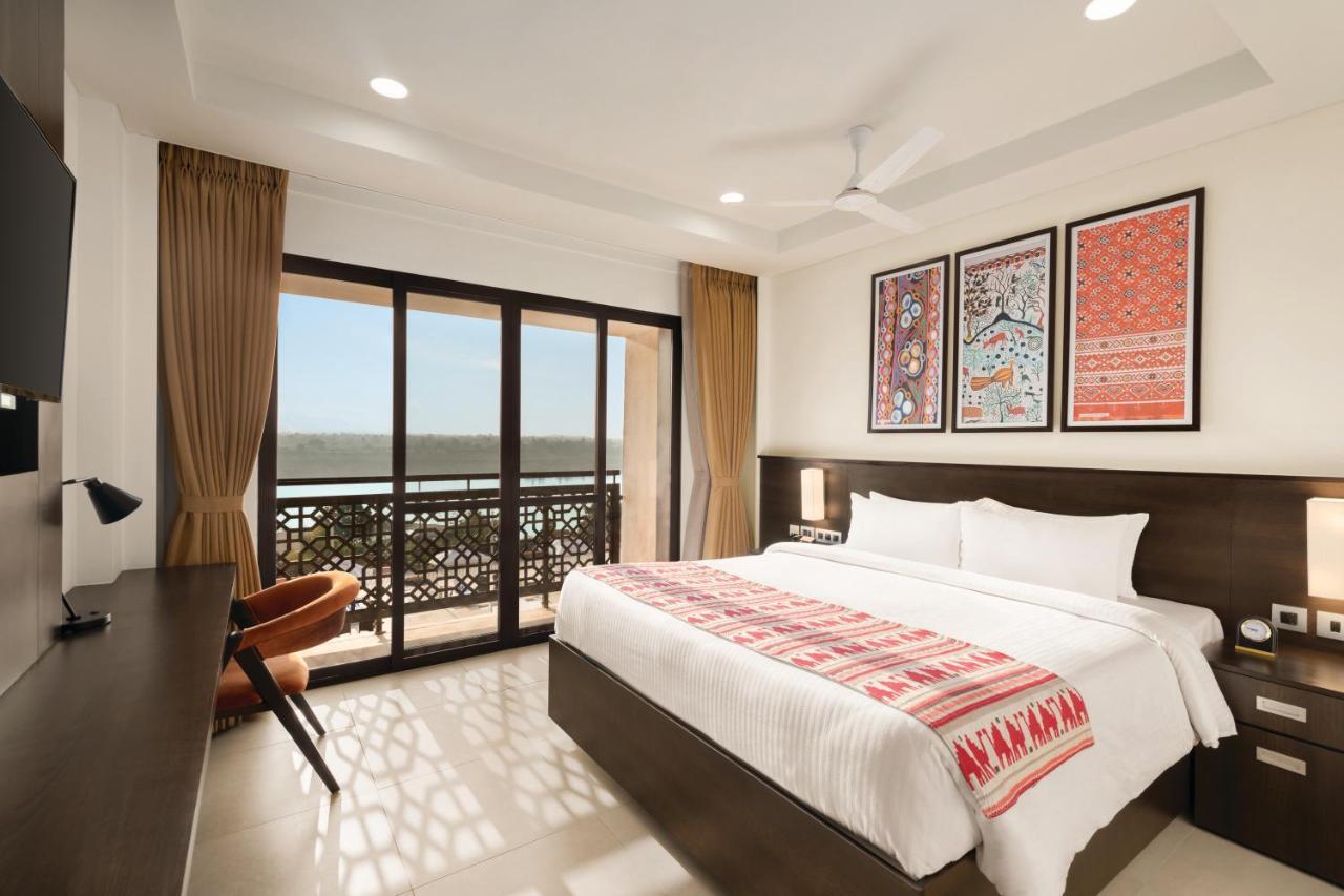 Ramada Encore By Wyndham Statue Of Unity Kevadia Bagian luar foto