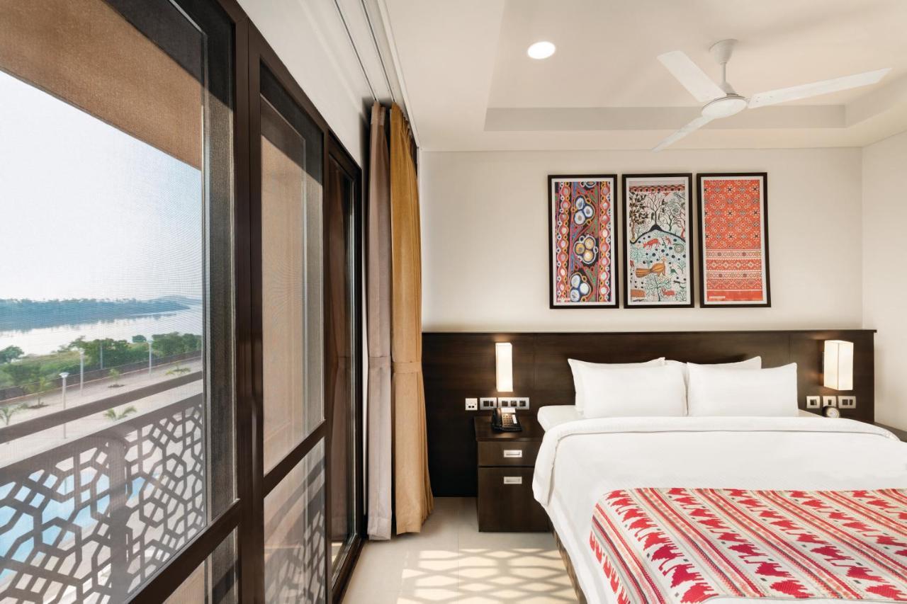 Ramada Encore By Wyndham Statue Of Unity Kevadia Bagian luar foto