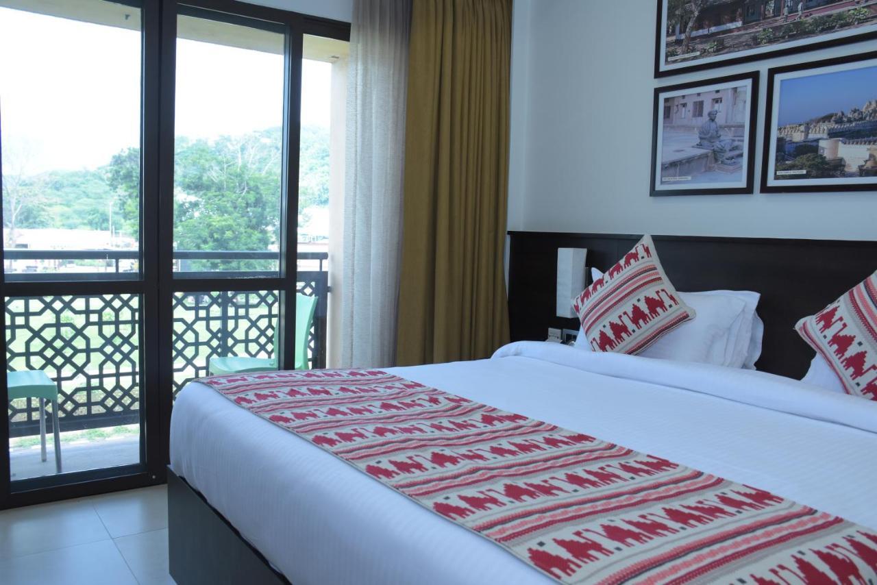 Ramada Encore By Wyndham Statue Of Unity Kevadia Bagian luar foto