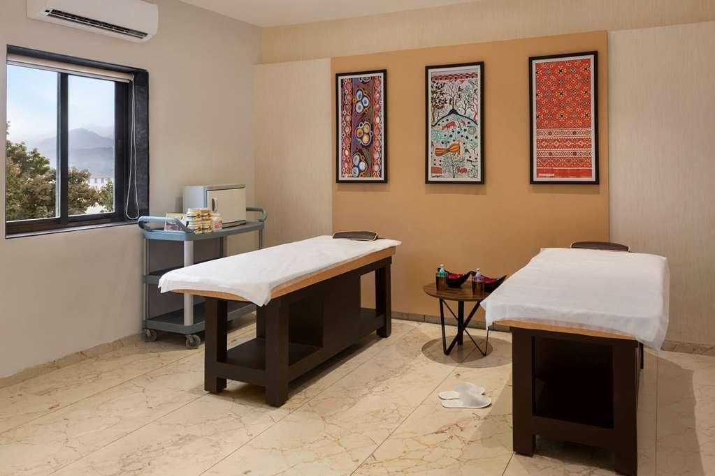 Ramada Encore By Wyndham Statue Of Unity Kevadia Fasilitas foto